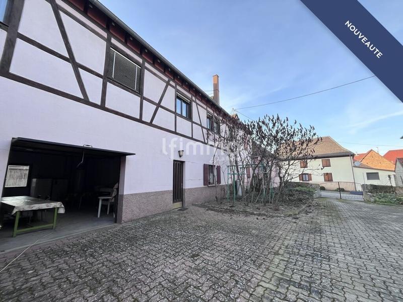 Maison - 374 m² - 17 pièces