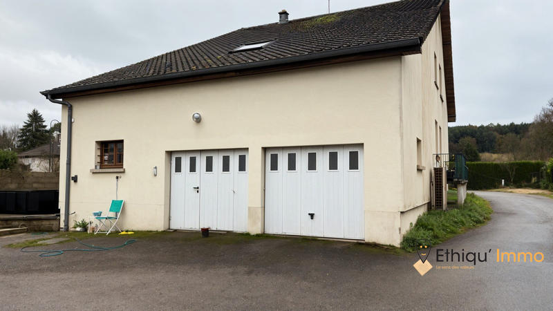 Maison - 174 m² - 7 pièces