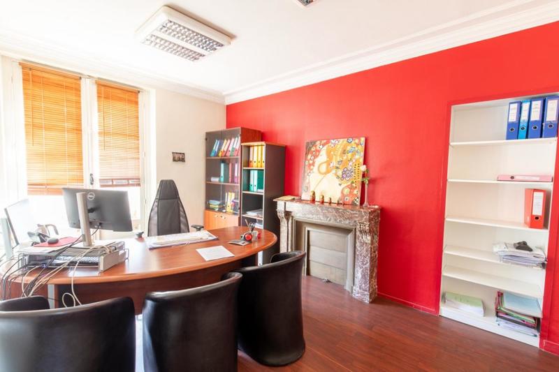 Appartement - 240 m² - 11 pièces