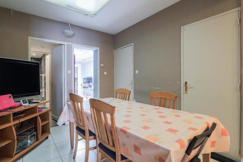 Maison - 148 m² - 9 pièces