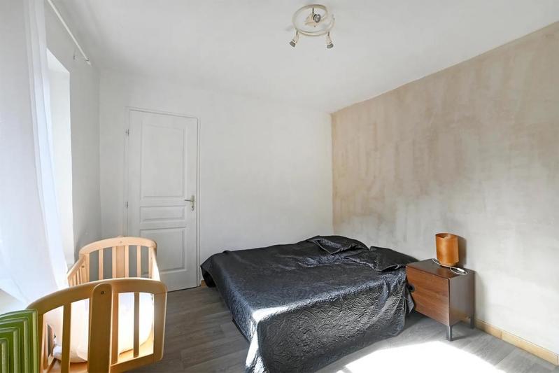 Maison - 151 m² - 7 pièces