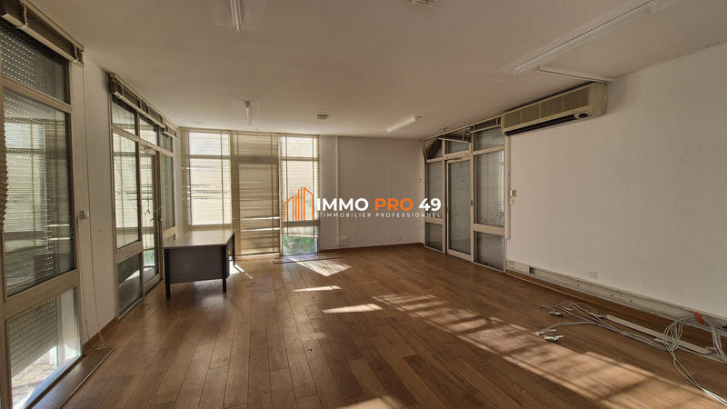 Local commercial - 200 m²