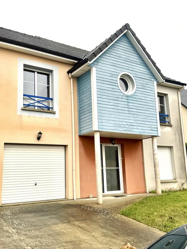 Maison traditionnelle - 108 m² - 6 pièces