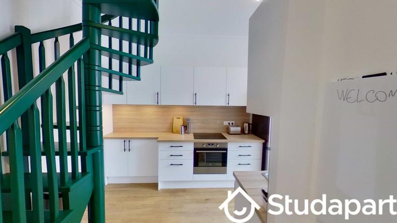 Chambre - 9 m² - 1 pièce