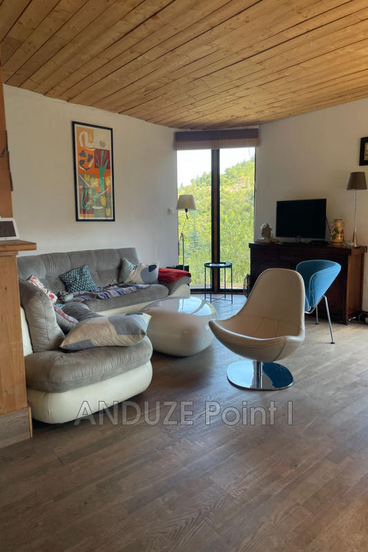 Maison - 207 m² - 7 pièces