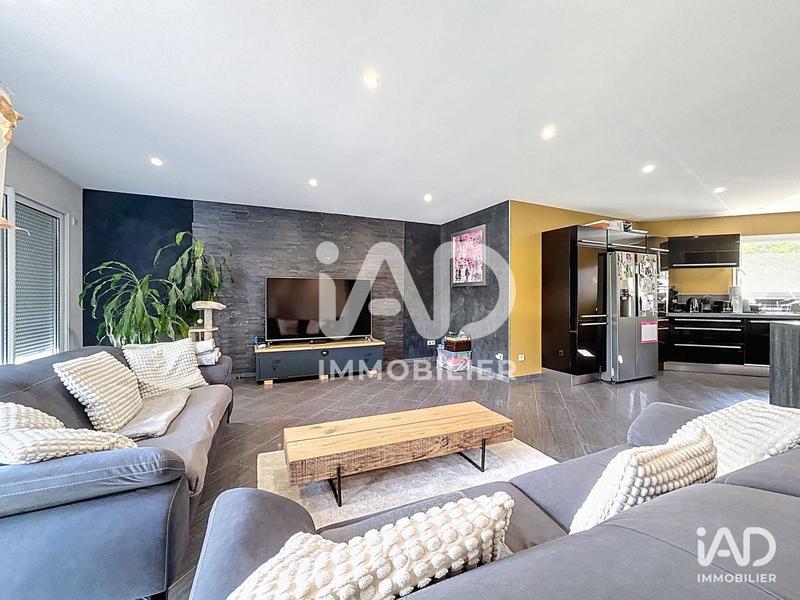 Maison - 182 m² - 5 pièces