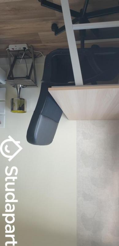 Chambre - 12 m² - 1 pièce