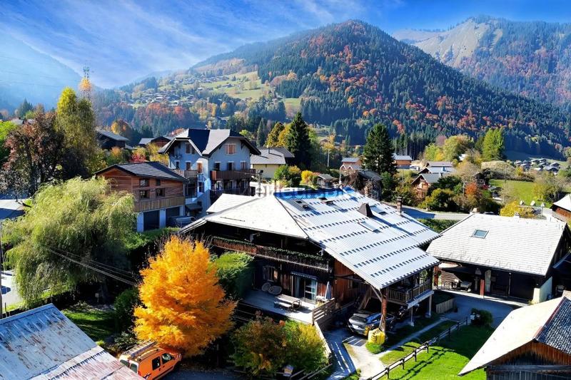 Propriété - 220 m² - 8 pièces