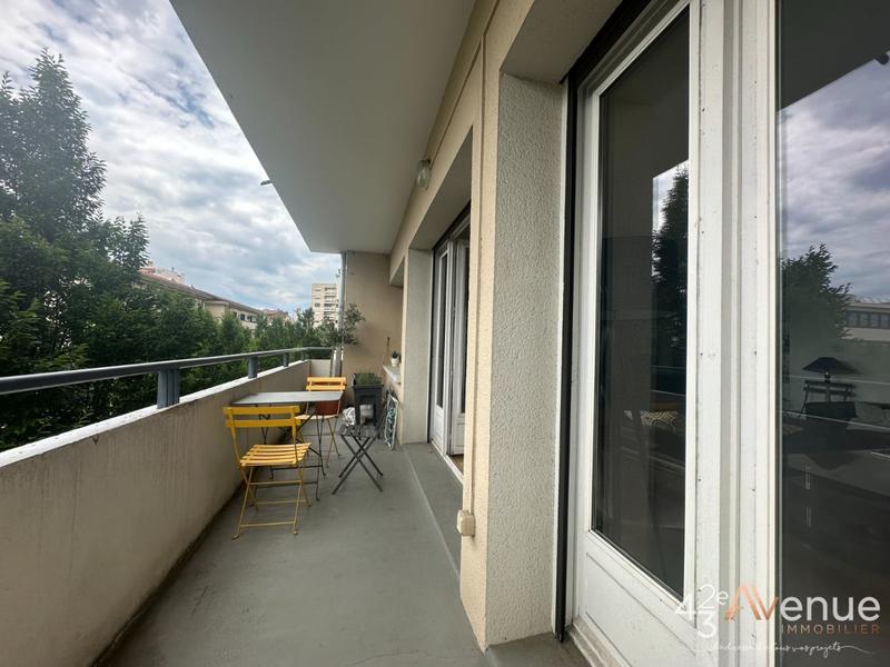 Appartement - 107 m² - 4 pièces
