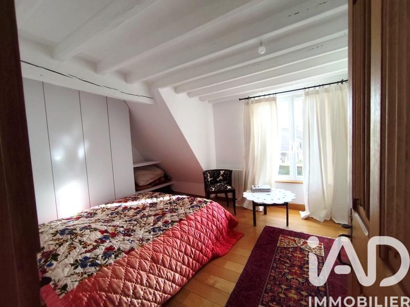 Maison - 180 m² - 6 pièces