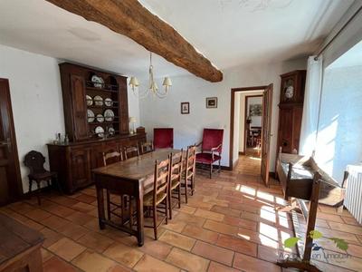 Maison - 160 m² - 7 pièces