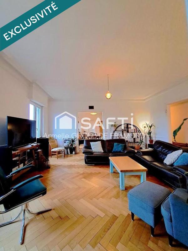 Appartement - 160 m² - 5 pièces