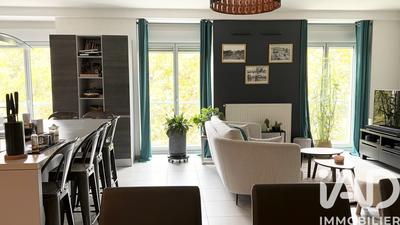 Appartement - 104 m² - 5 pièces