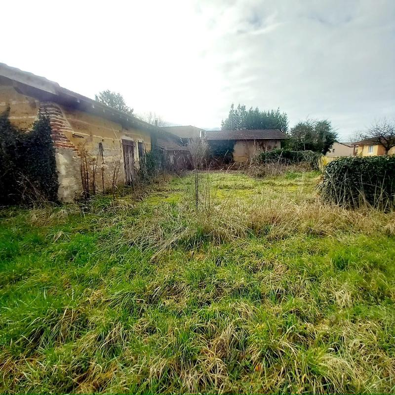 Maison - 300 m² - 4 pièces