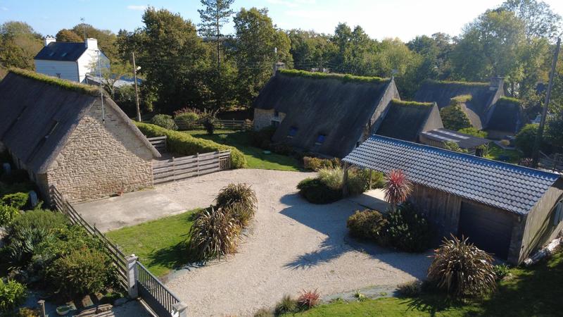 Maison - 350 m² - 17 pièces