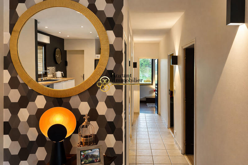 Maison - 170 m² - 6 pièces