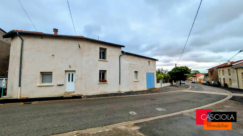 Maison - 210 m² - 7 pièces