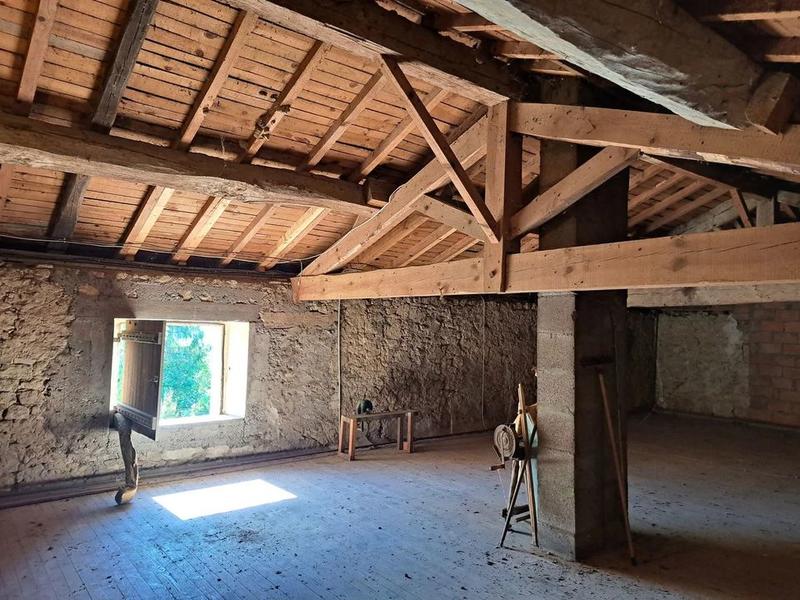 Maison en pierre - 145 m² - 6 pièces