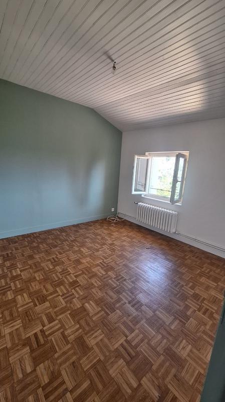 Maison - 90 m² - 3 pièces