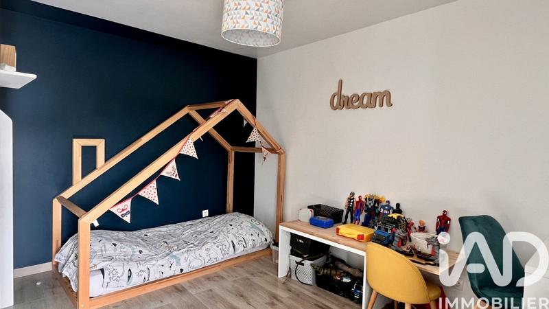 Maison - 200 m² - 6 pièces