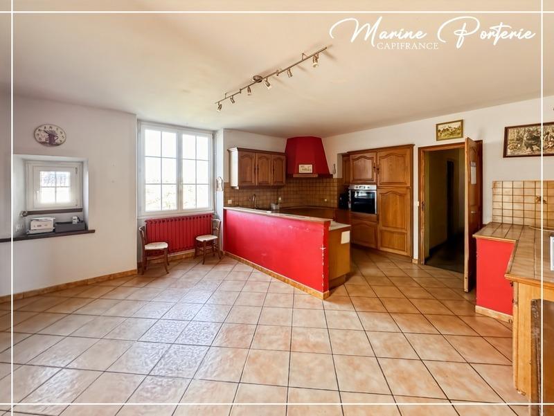 Maison en pierre - 200 m² - 7 pièces