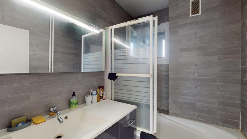 Appartement - 75 m² - 3 pièces