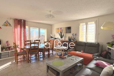 Appartement - 90 m² - 4 pièces