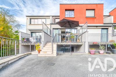 Maison - 77 m² - 3 pièces