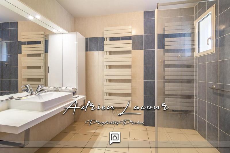 Maison - 122 m² - 6 pièces