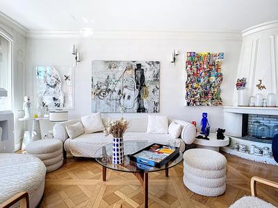 Appartement - 139 m² - 5 pièces