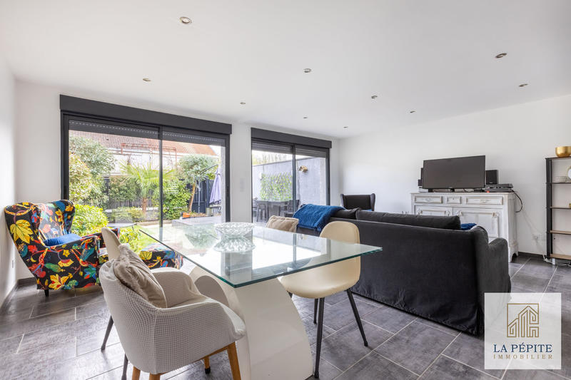 Maison - 106 m² - 4 pièces