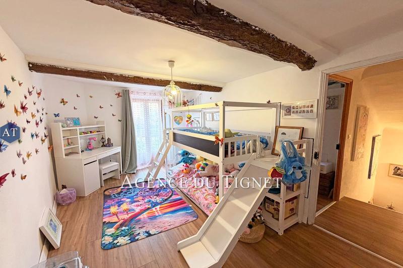 Maison - 80 m² - 5 pièces