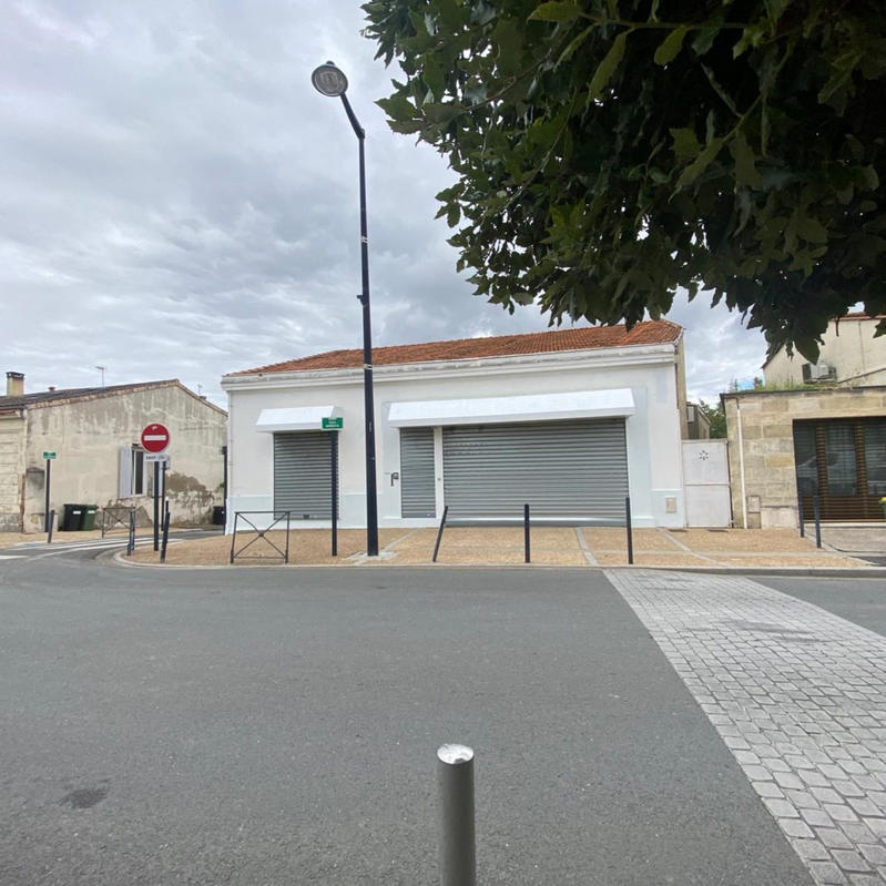 Local commercial - 140 m² - 7 pièces