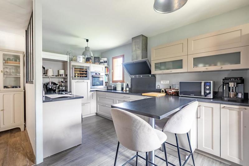 Maison - 99 m² - 4 pièces