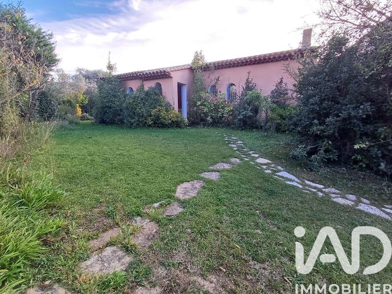 Maison - 200 m² - 7 pièces