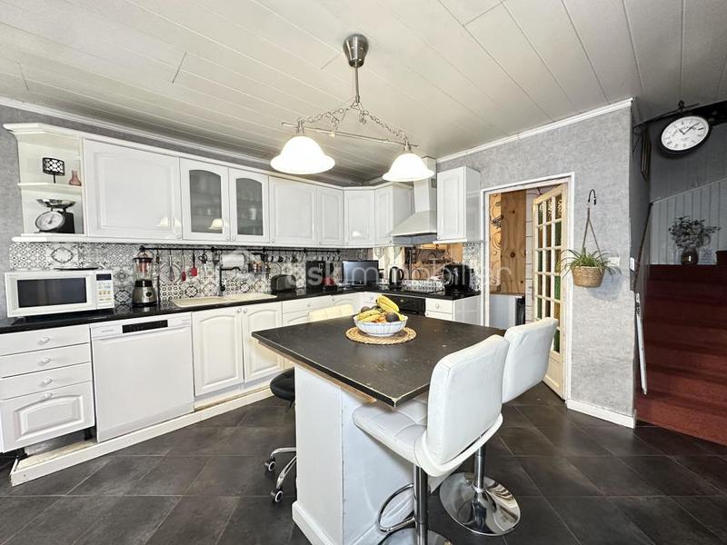 Maison - 103 m² - 5 pièces