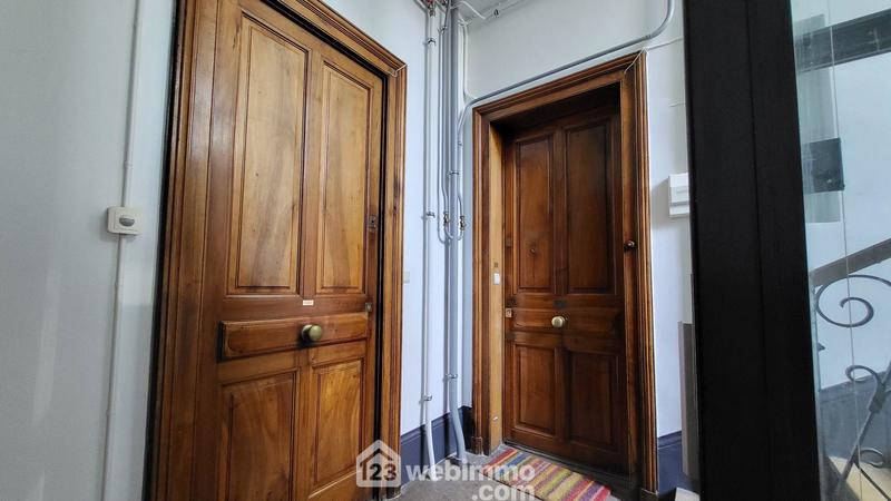Appartement - 200 m² - 7 pièces