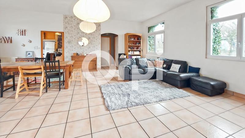 Maison - 156 m² - 6 pièces