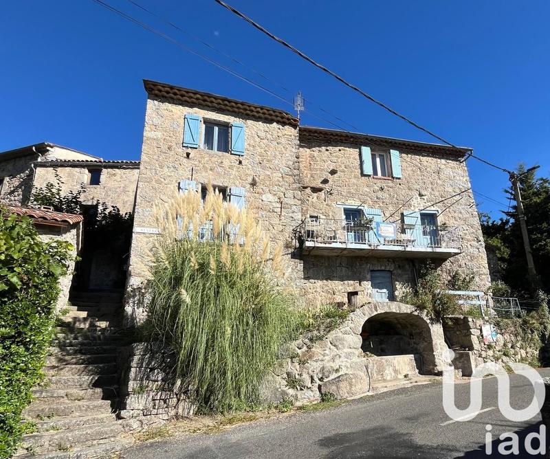 Maison de village - 108 m² - 4 pièces