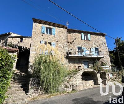 Maison de village - 108 m² - 4 pièces