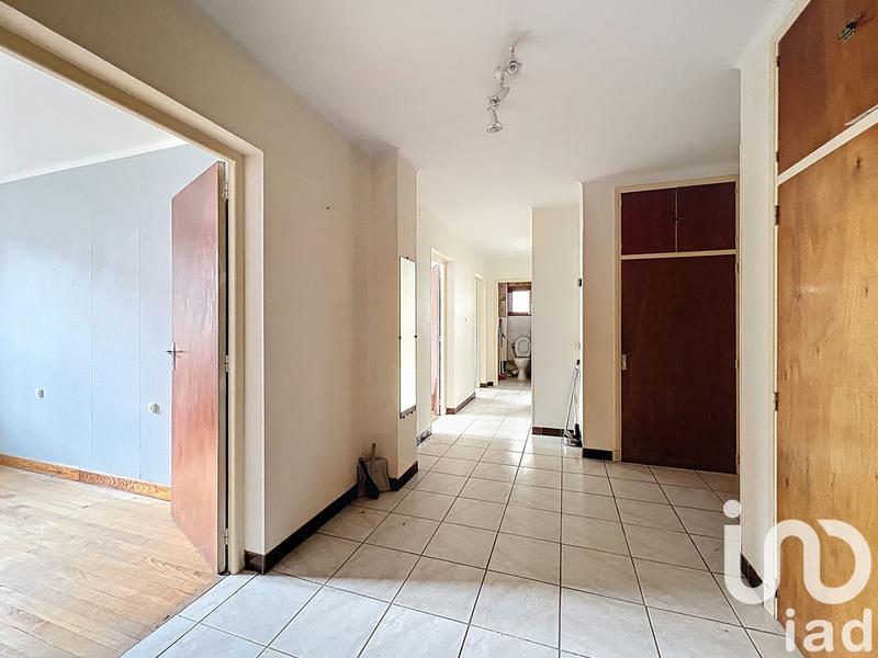 Maison - 186 m² - 10 pièces