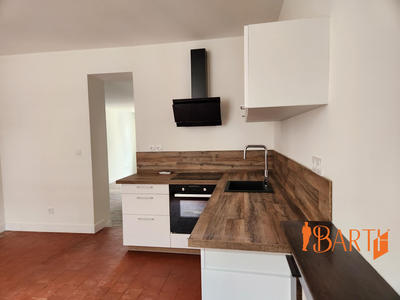 Maison ancienne - 181 m² - 7 pièces