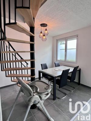 Maison - 88 m² - 6 pièces