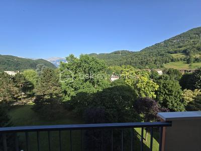 Appartement - 85 m² - 3 pièces