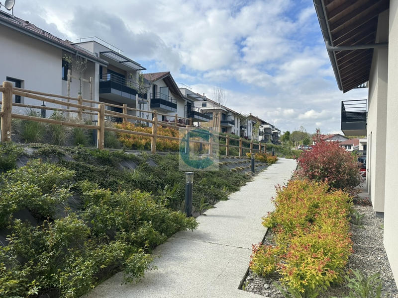 Appartement - 82 m² - 4 pièces