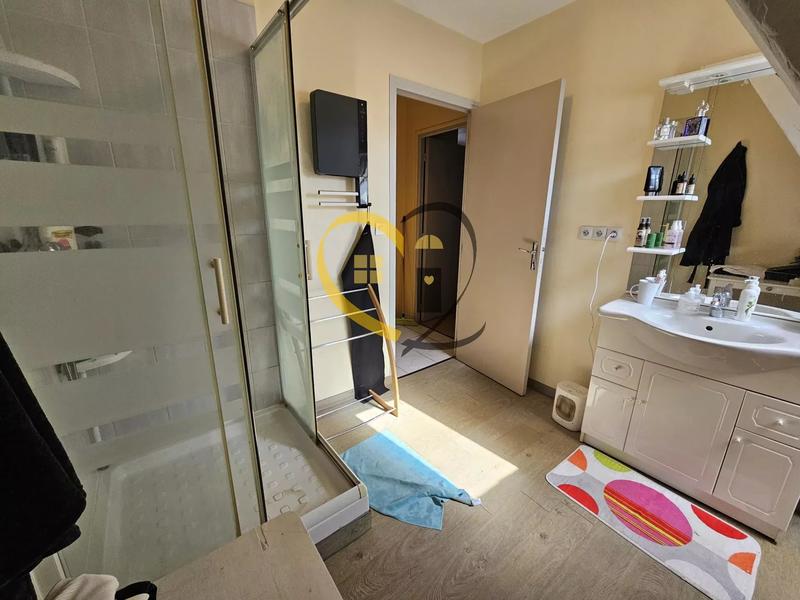 Maison - 185 m² - 6 pièces