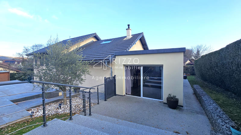 Maison - 127 m² - 5 pièces