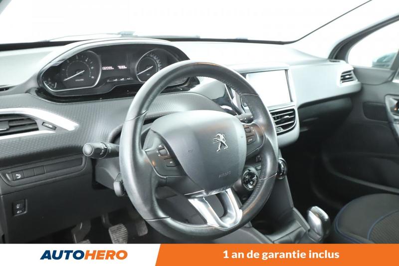 Peugeot 208 1.6 Blue-HDi Style 5p 75 ch