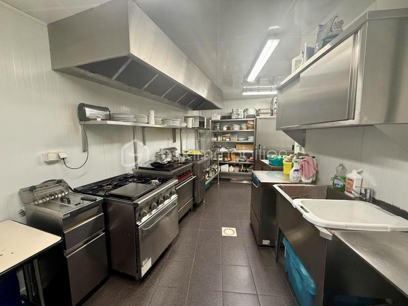 Immeuble - 195 m² - 7 pièces