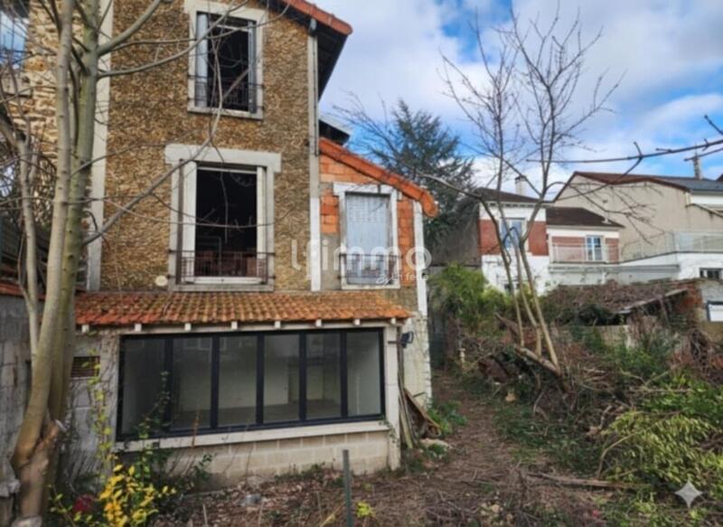 Maison - 88 m² - 5 pièces